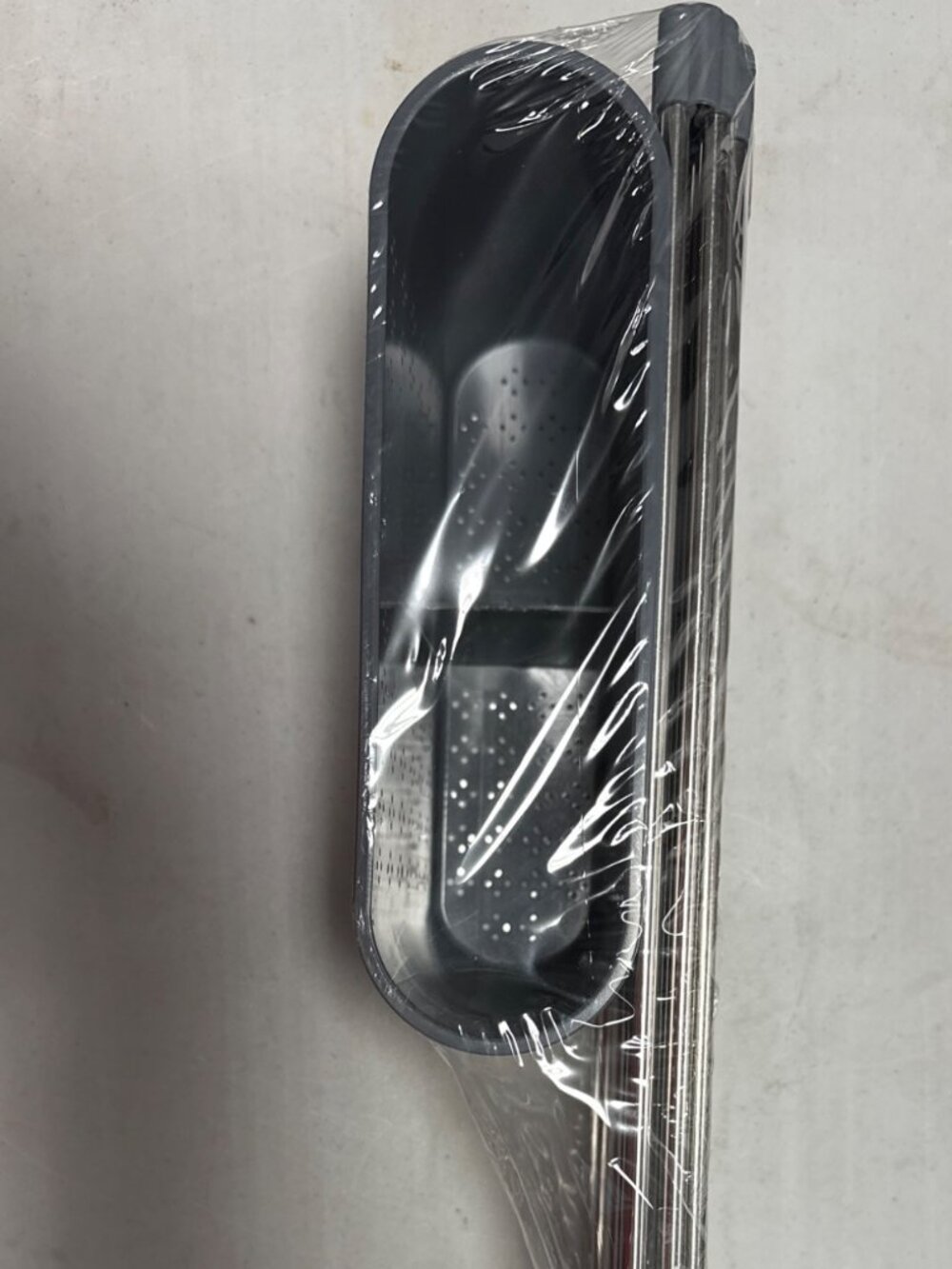 Escurridor de platos enrollable de acero inoxidable con porta utensilios –